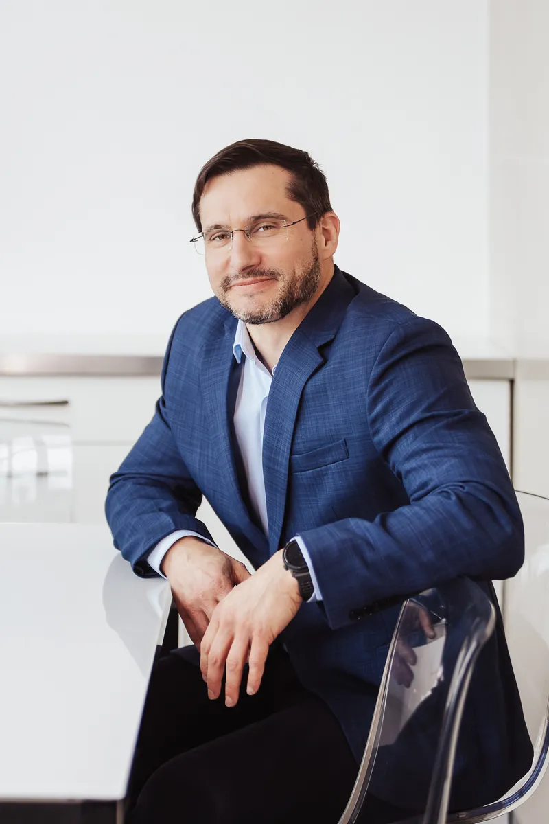 MUDr. Tomáš Henlín, Ph.D.